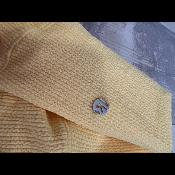 New with tags buff bunny yellow ribbed leggings - Picture 8 of 8